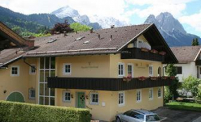Отель Alpenhof Garnihotel  Гармиш-Партенкирхен